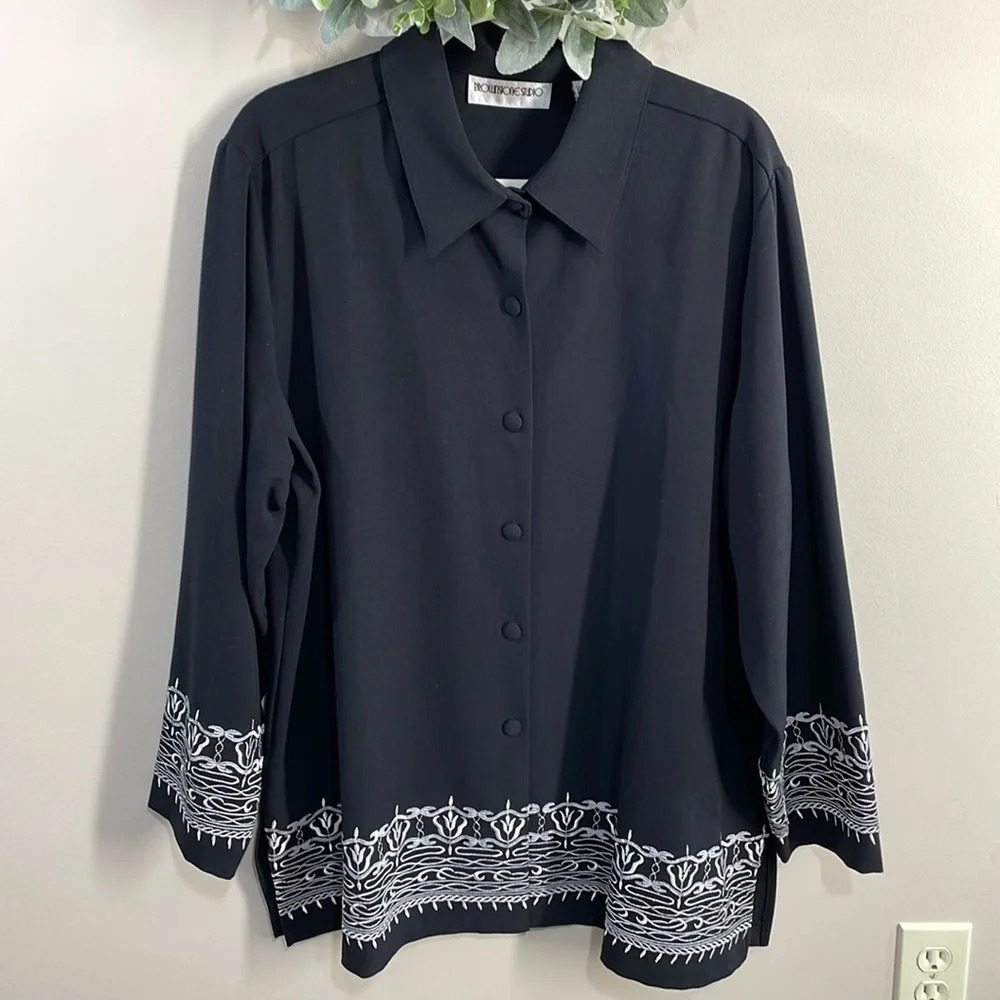NWOT Brownstone Studio Black Long Sleeve Button Down Blouse White Embroidery 1X